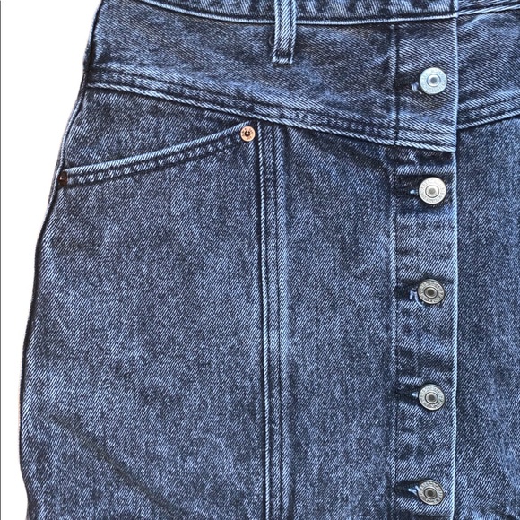 Abercrombie and Fitch Button Up Demin Skirt - Picture 4 of 7